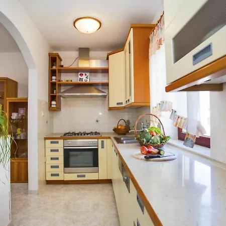 Ferienhaus Elvis, Village Kujici *